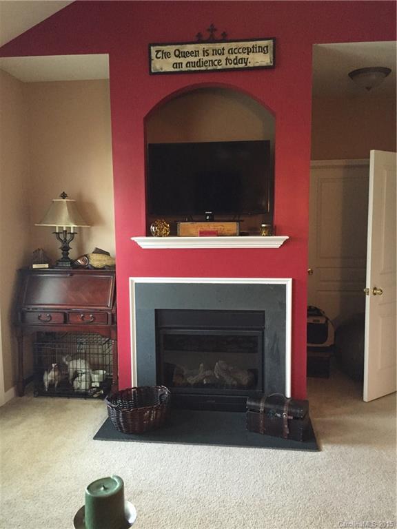 Oakhurst - Residential Lease