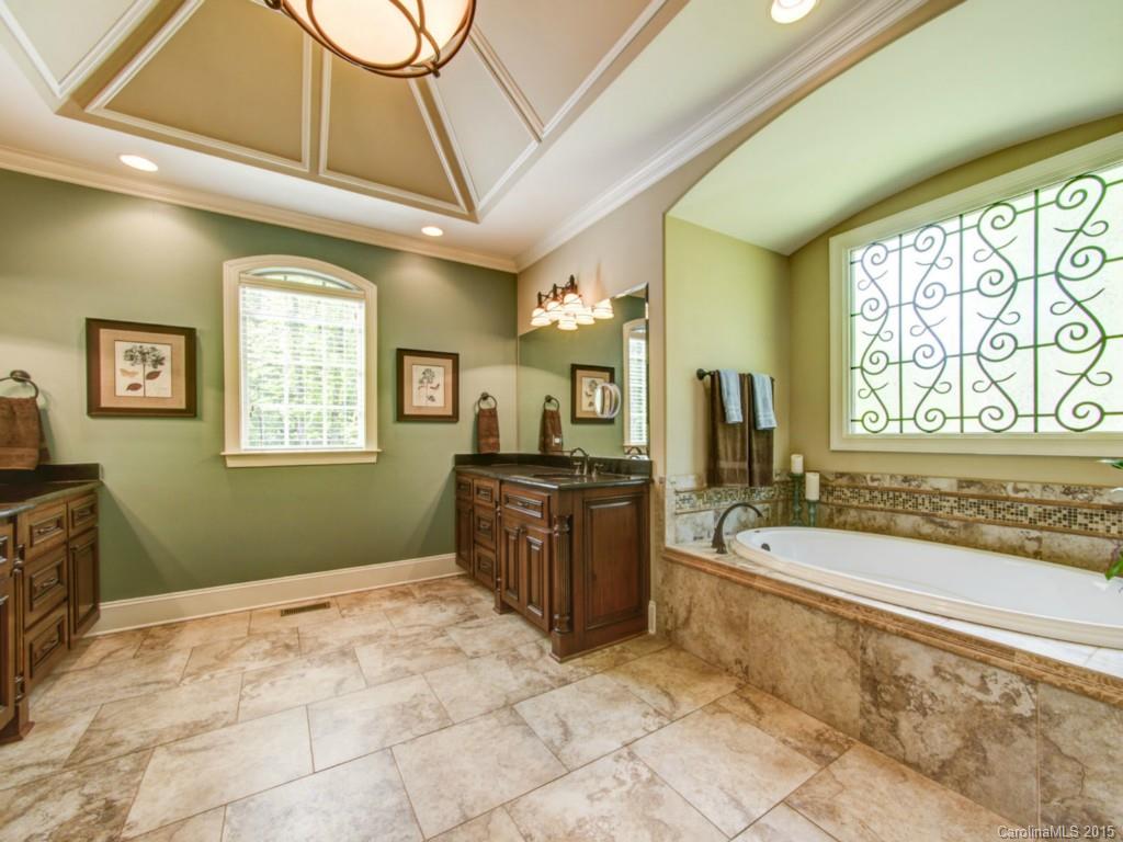 The Coves On River Oaks - Residential