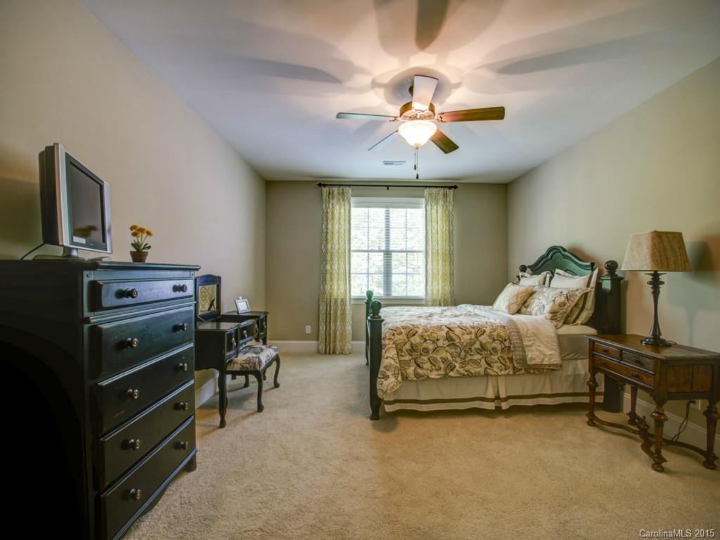 The Coves On River Oaks - Residential