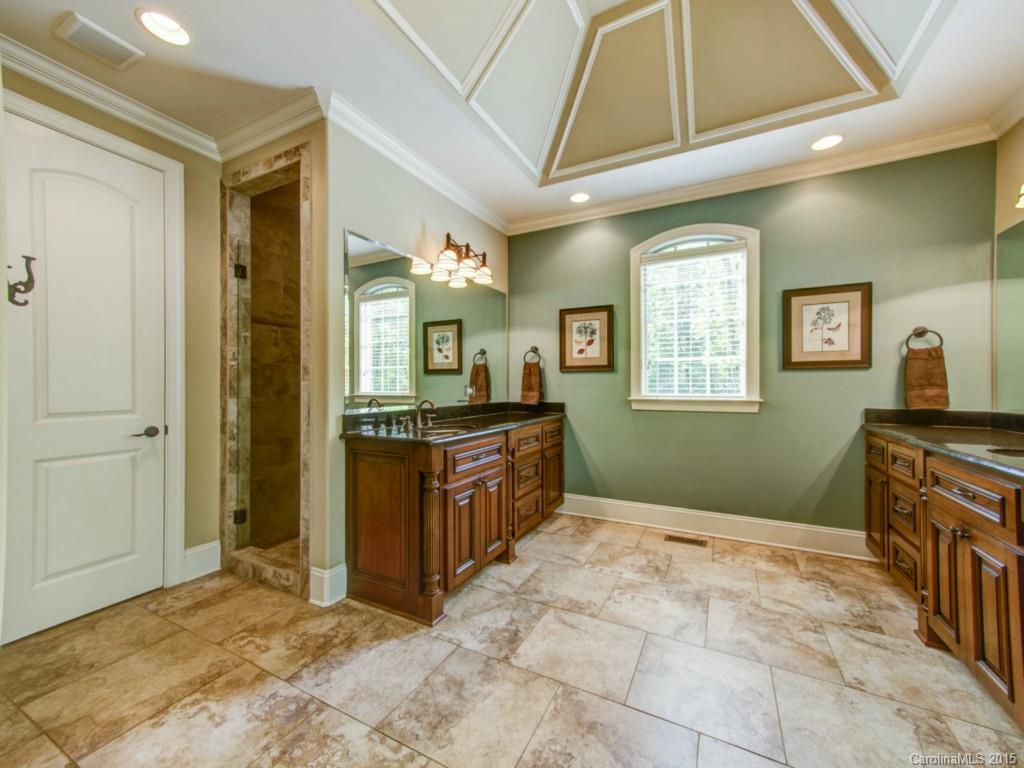 The Coves On River Oaks - Residential