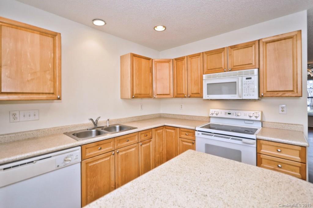 Huntington Ridge - Residential