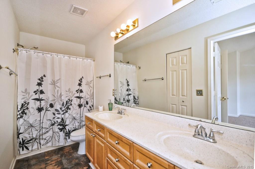 Huntington Ridge - Residential