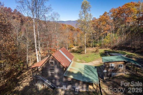 930 COPPERHEAD CV, SYLVA, NC 28779 - Image 03dbaa7f741b9ba6f4cc0b5bbe9d105d/3278935759