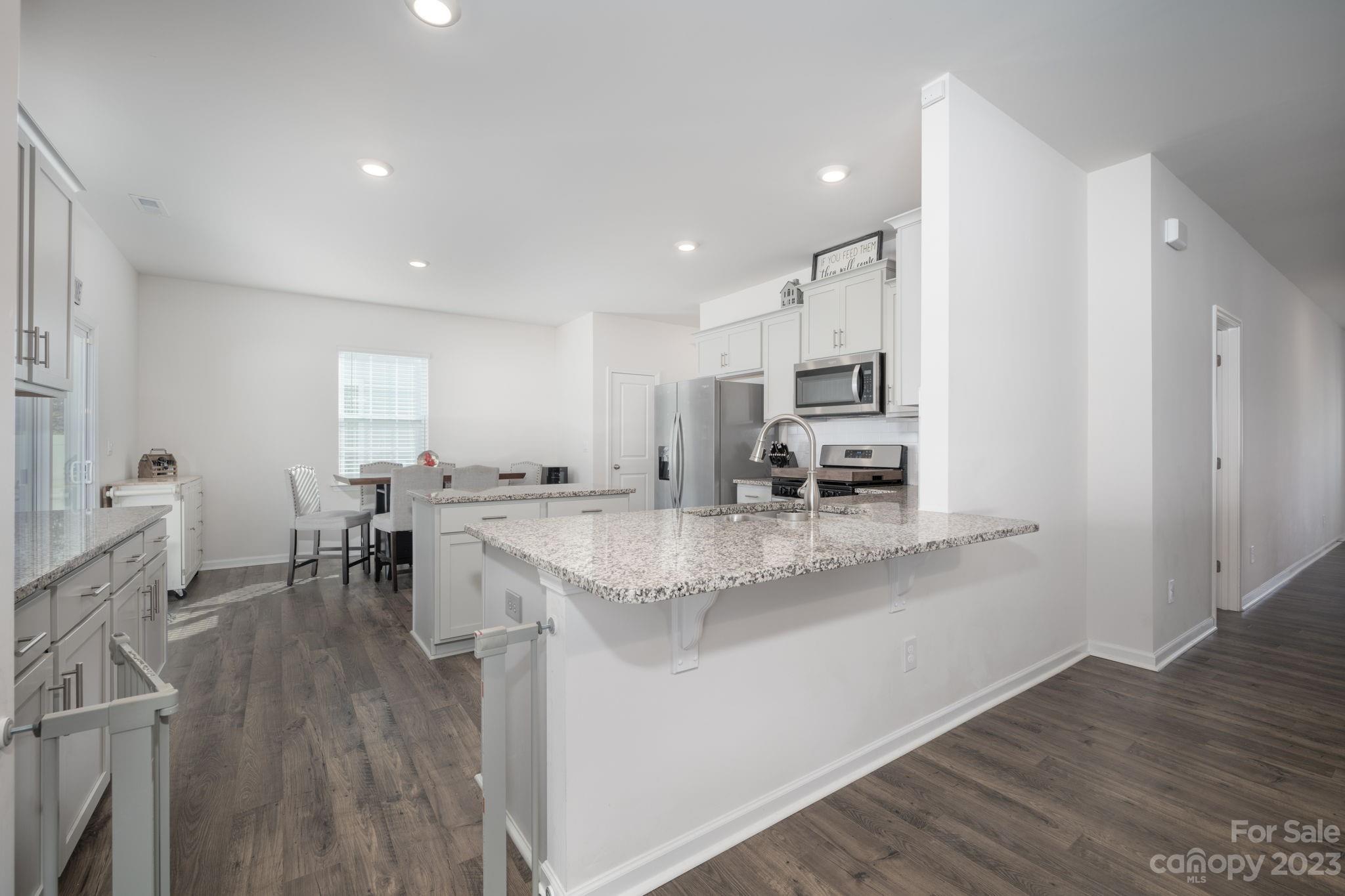 Azalea Ridge - Residential