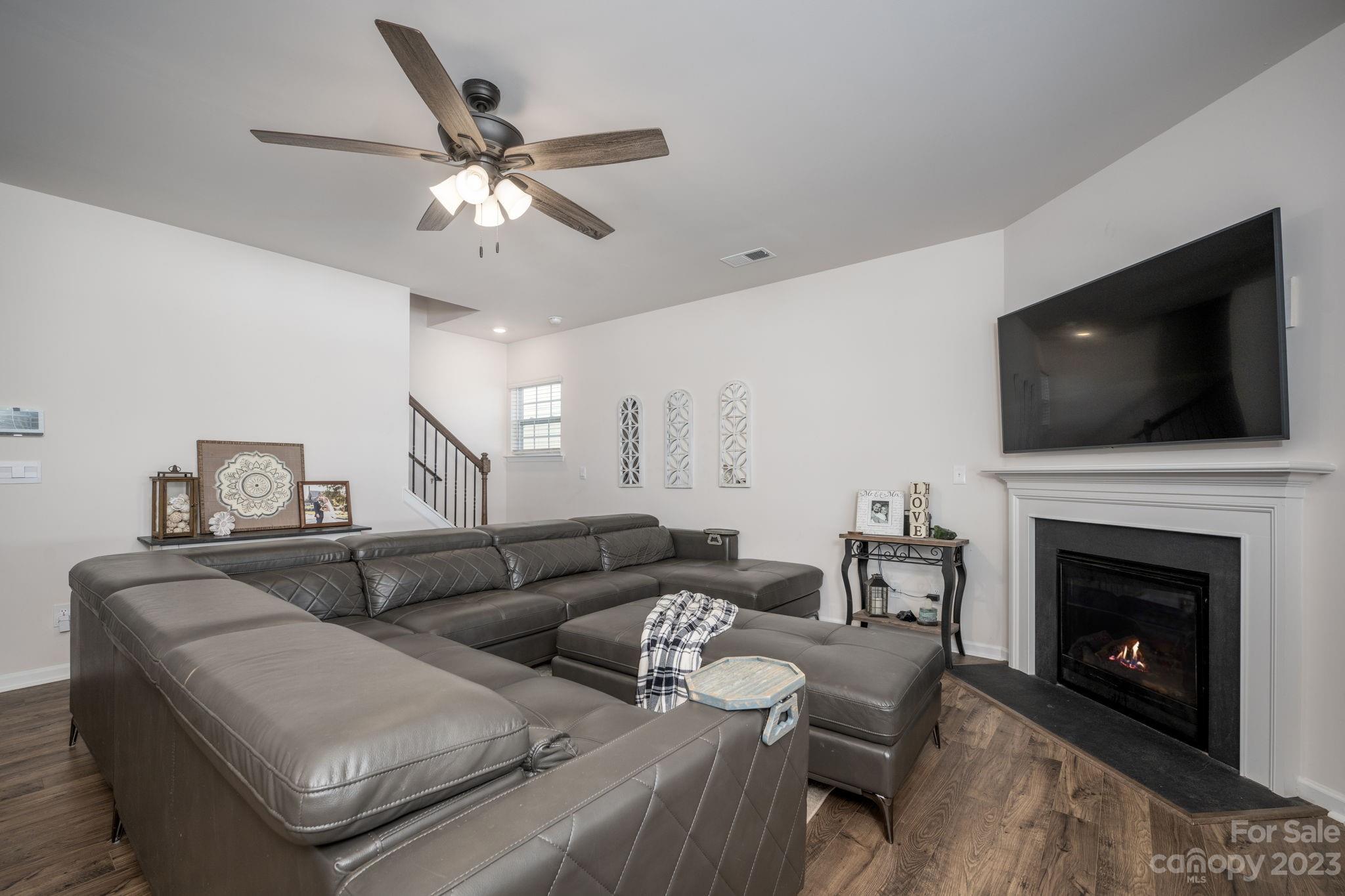 Azalea Ridge - Residential