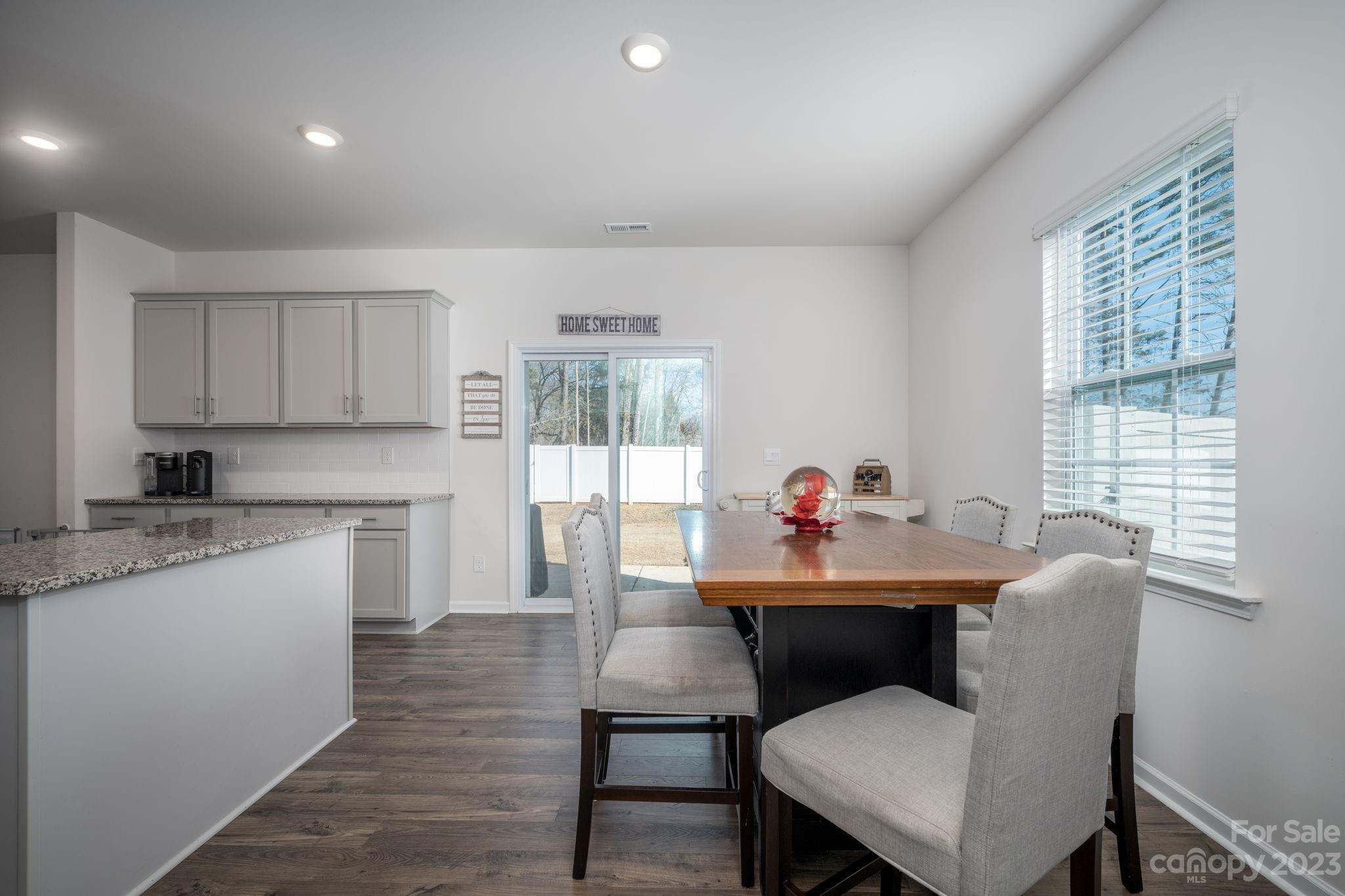 Azalea Ridge - Residential