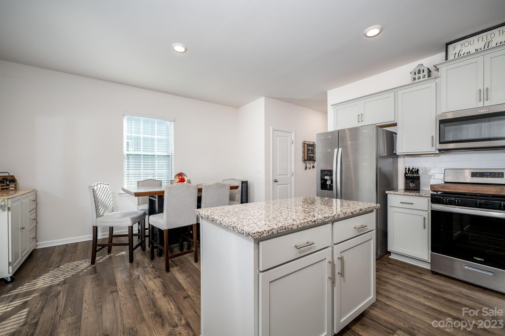 Azalea Ridge - Residential