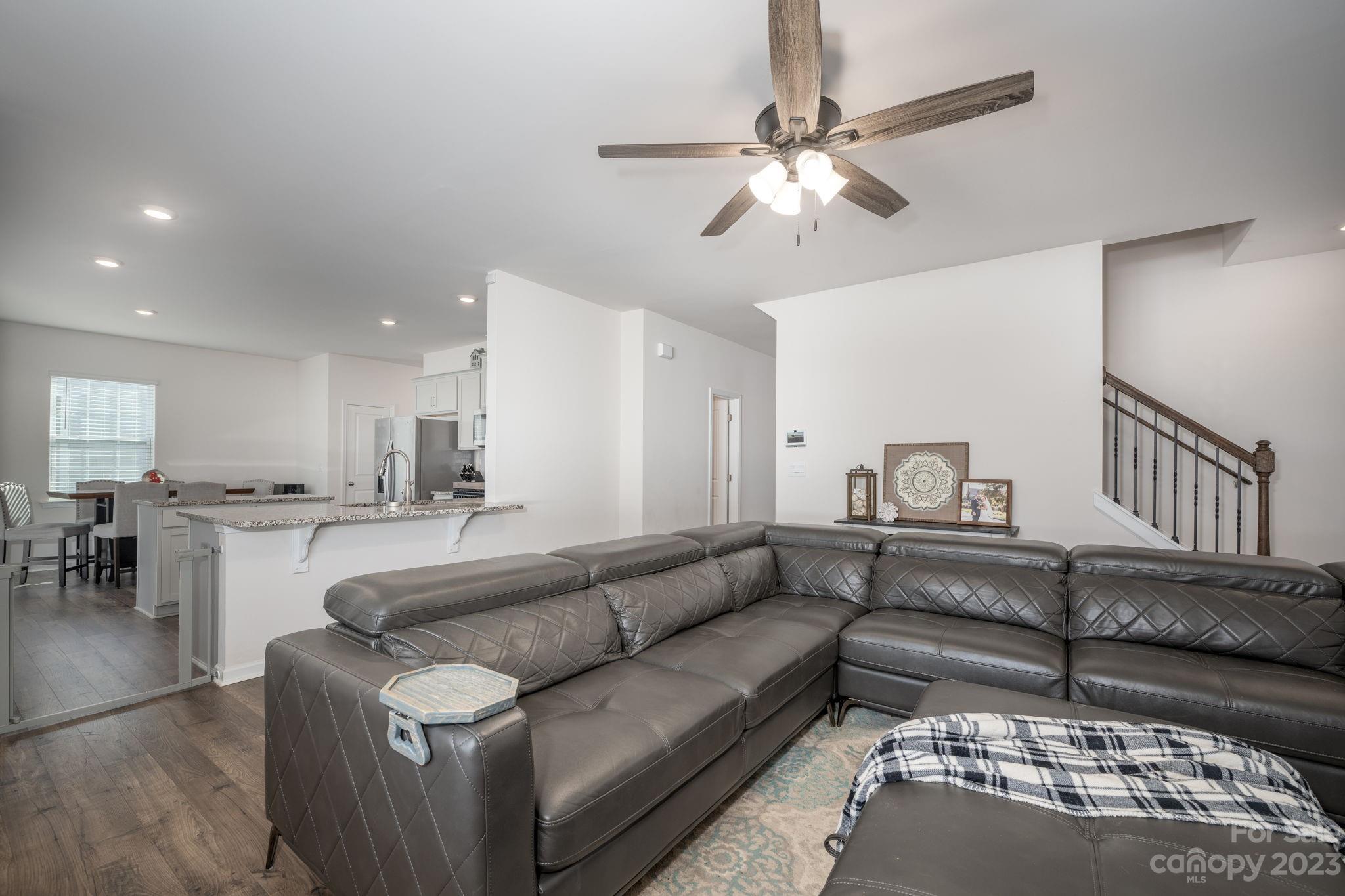 Azalea Ridge - Residential