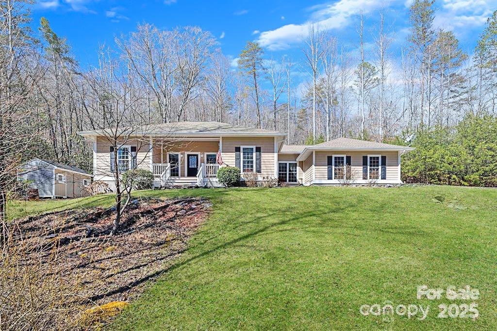 Lace Falls - Residential