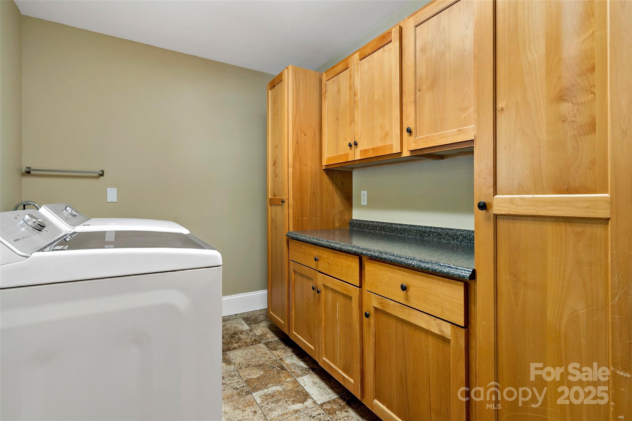 Lace Falls - Residential