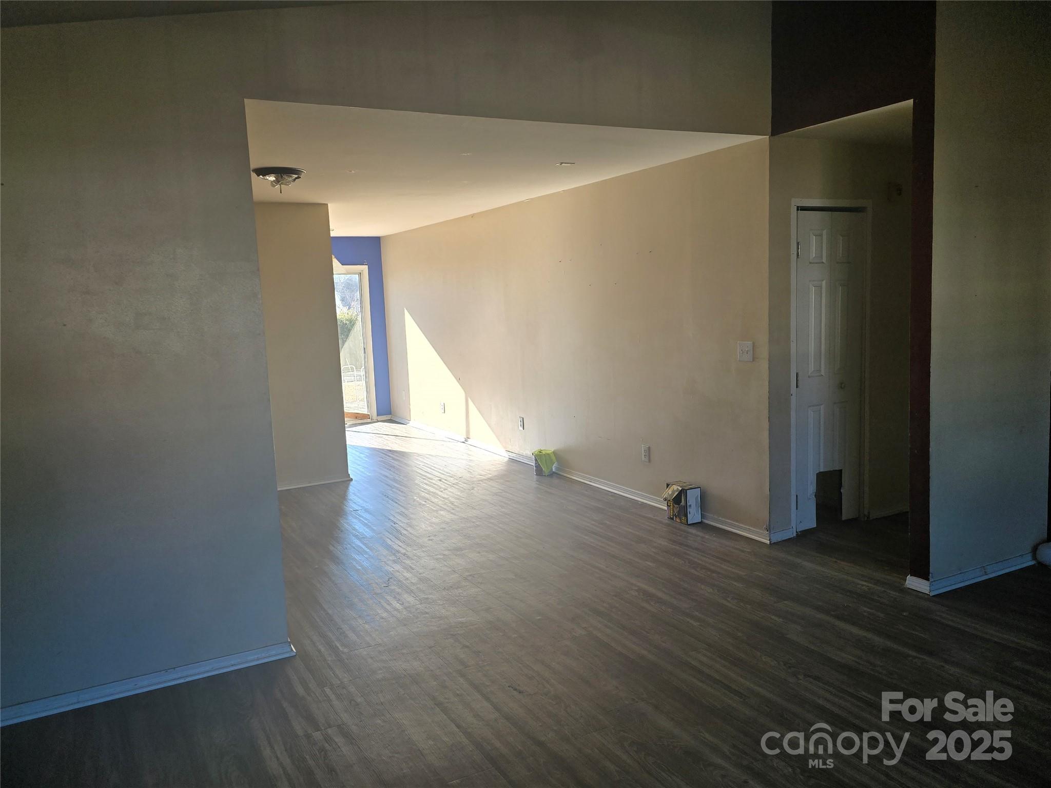 11055 Thousand Oaks Drive