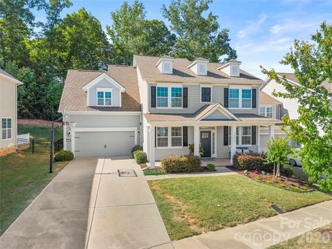 Photo of 11266 Trailside Road NW, Huntersville, NC 28078 (MLS # 4382260)