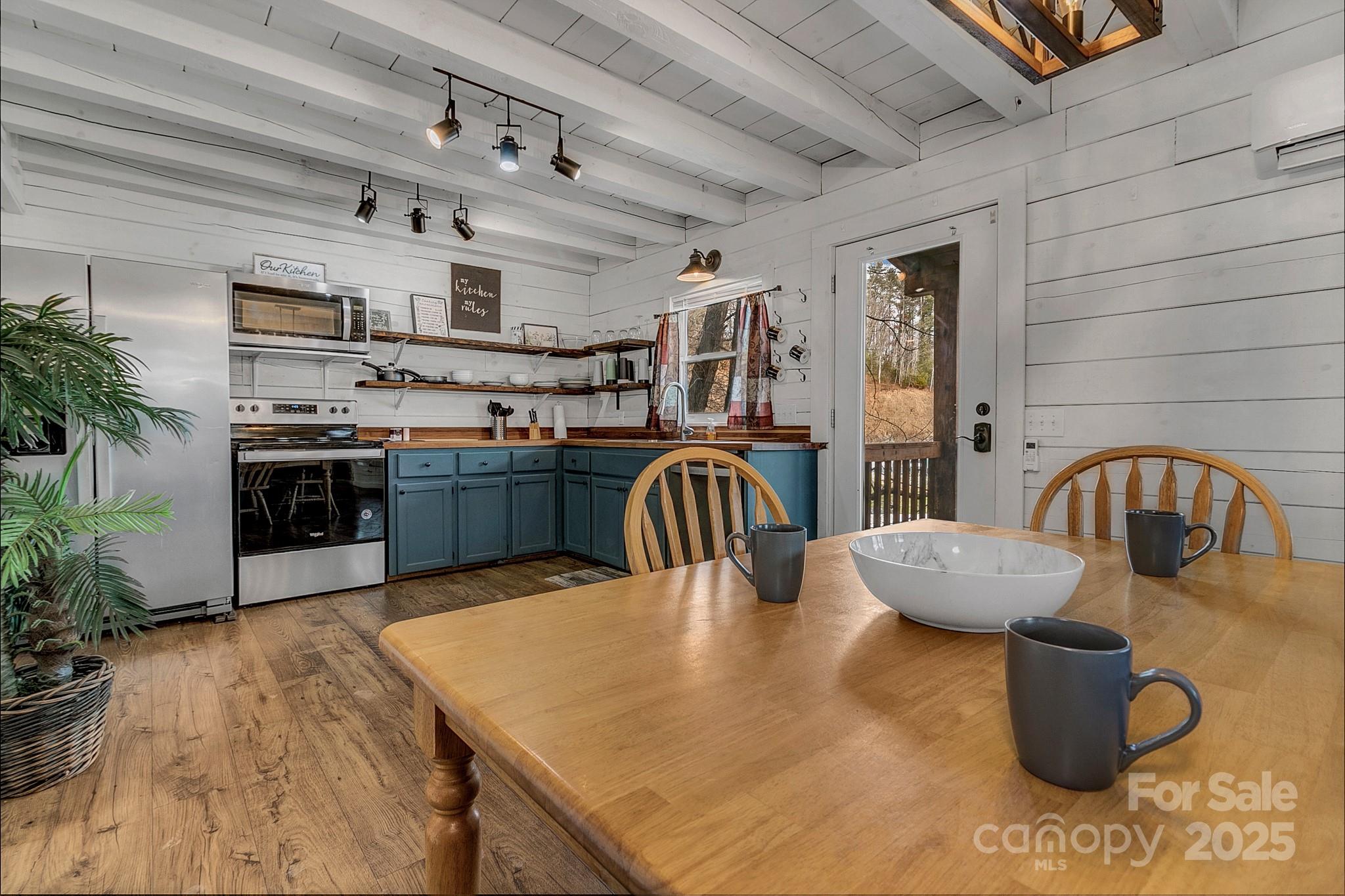 Creeds Cove - Residential