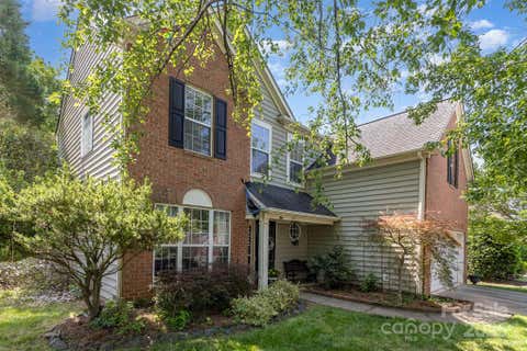 Photo for 815 Clearbrook Road