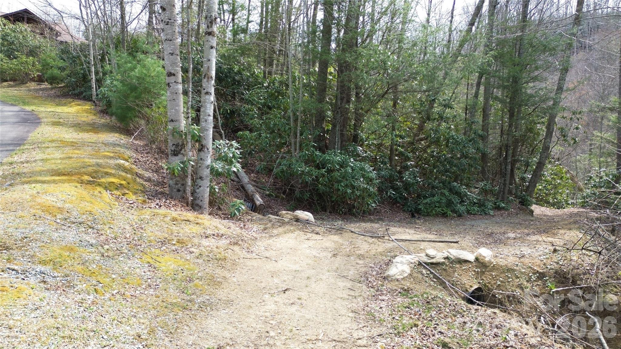 0000 Woodlake Loop Road