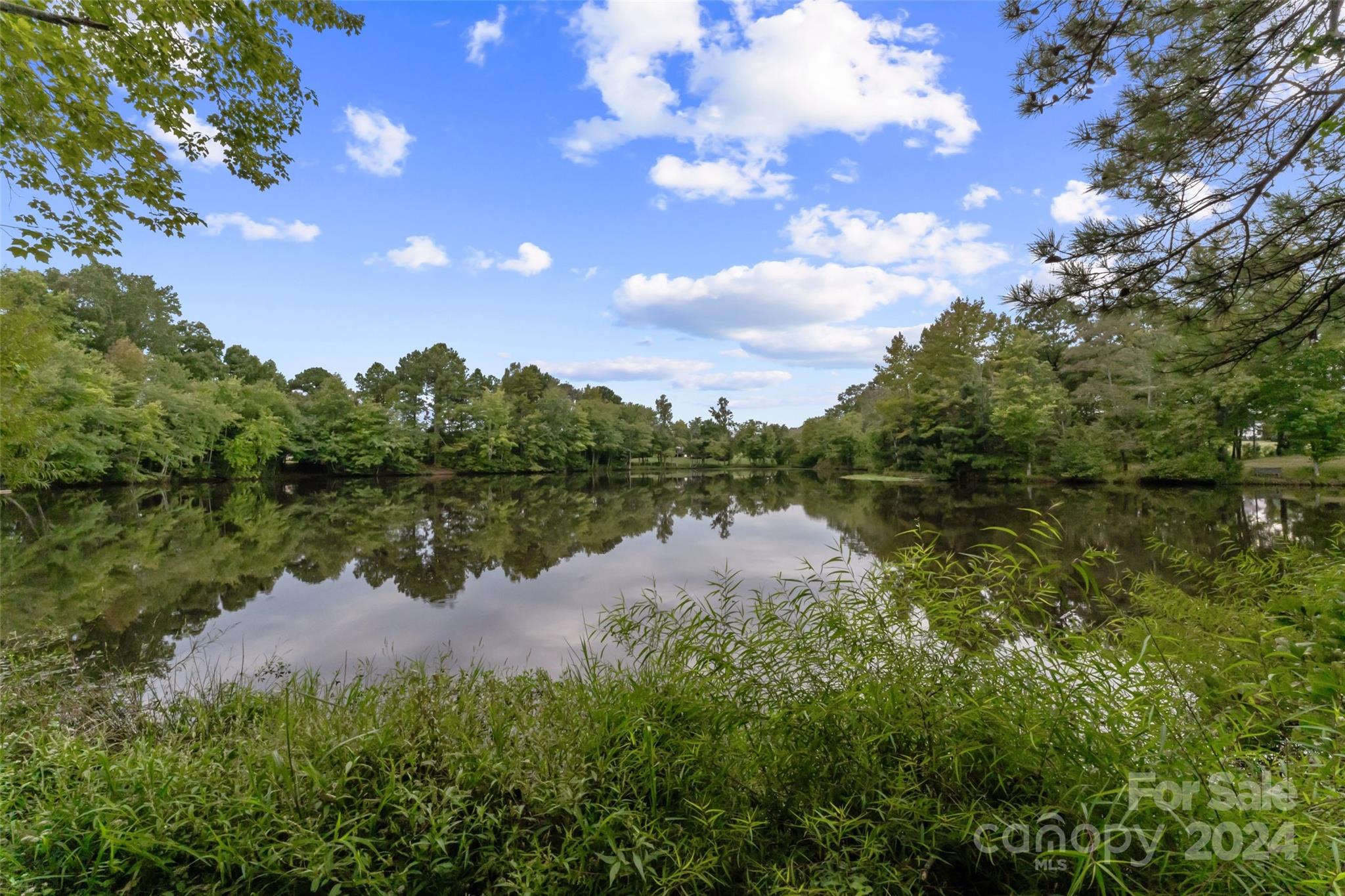 Lake Forest Preserve - Residential