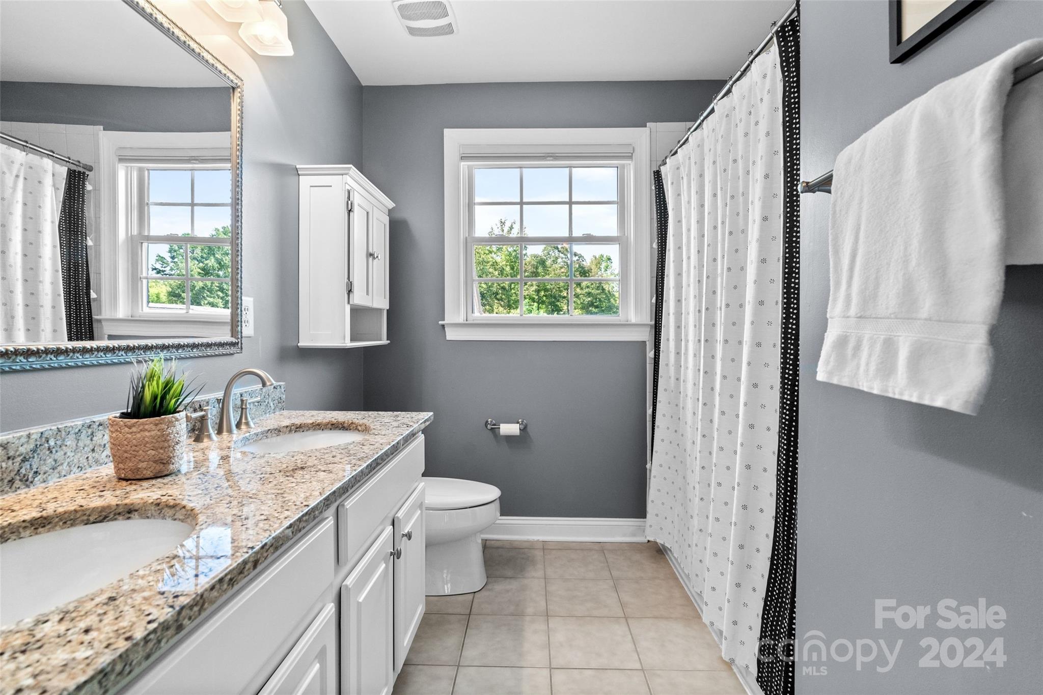 Lake Forest Preserve - Residential