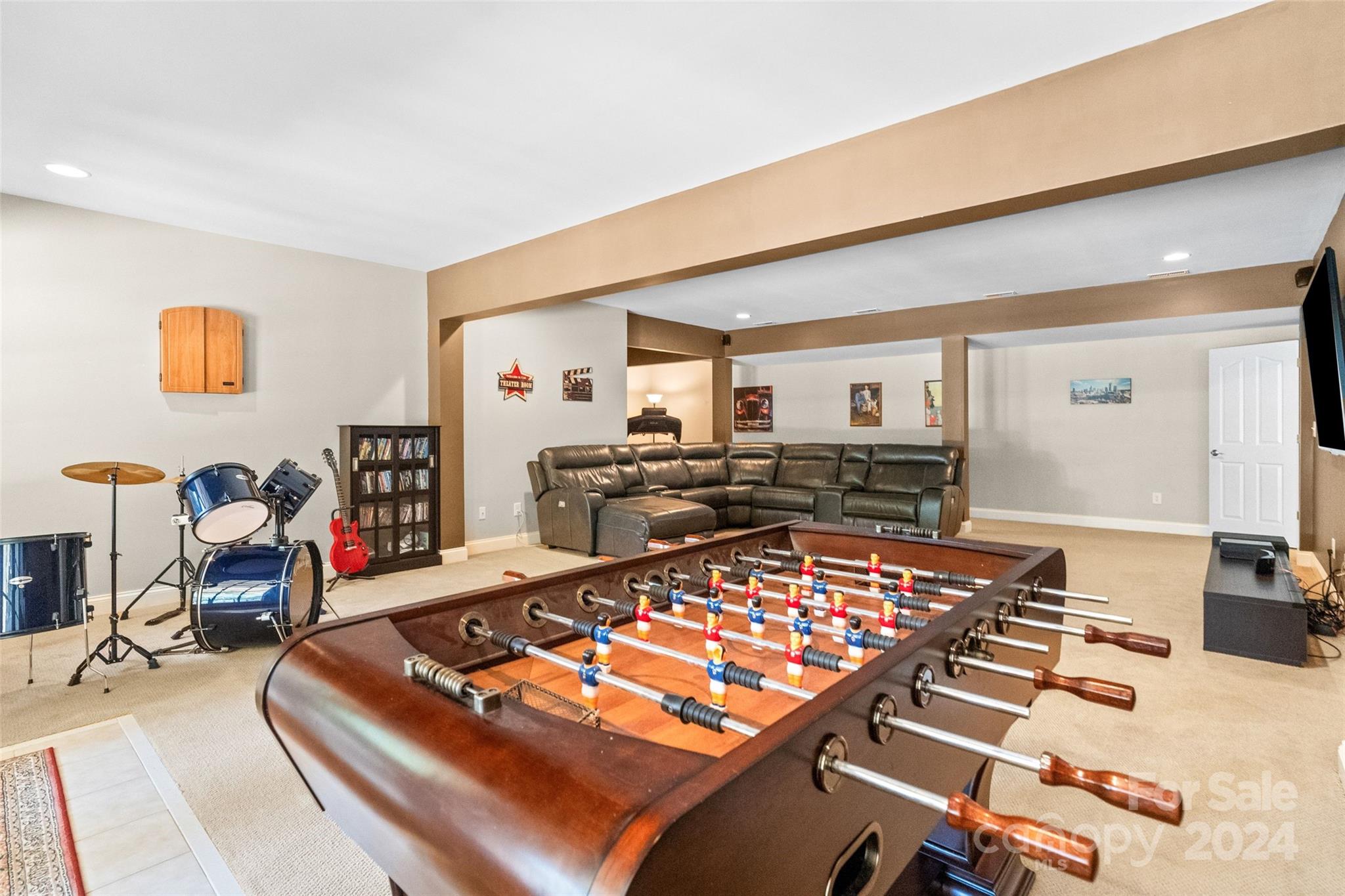 Lake Forest Preserve - Residential