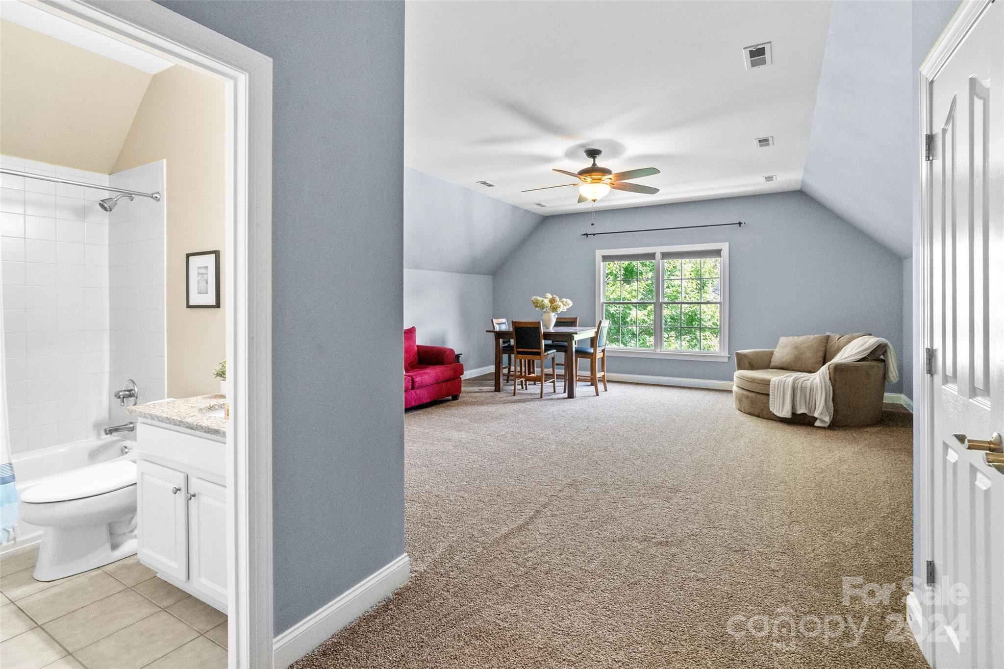 Lake Forest Preserve - Residential