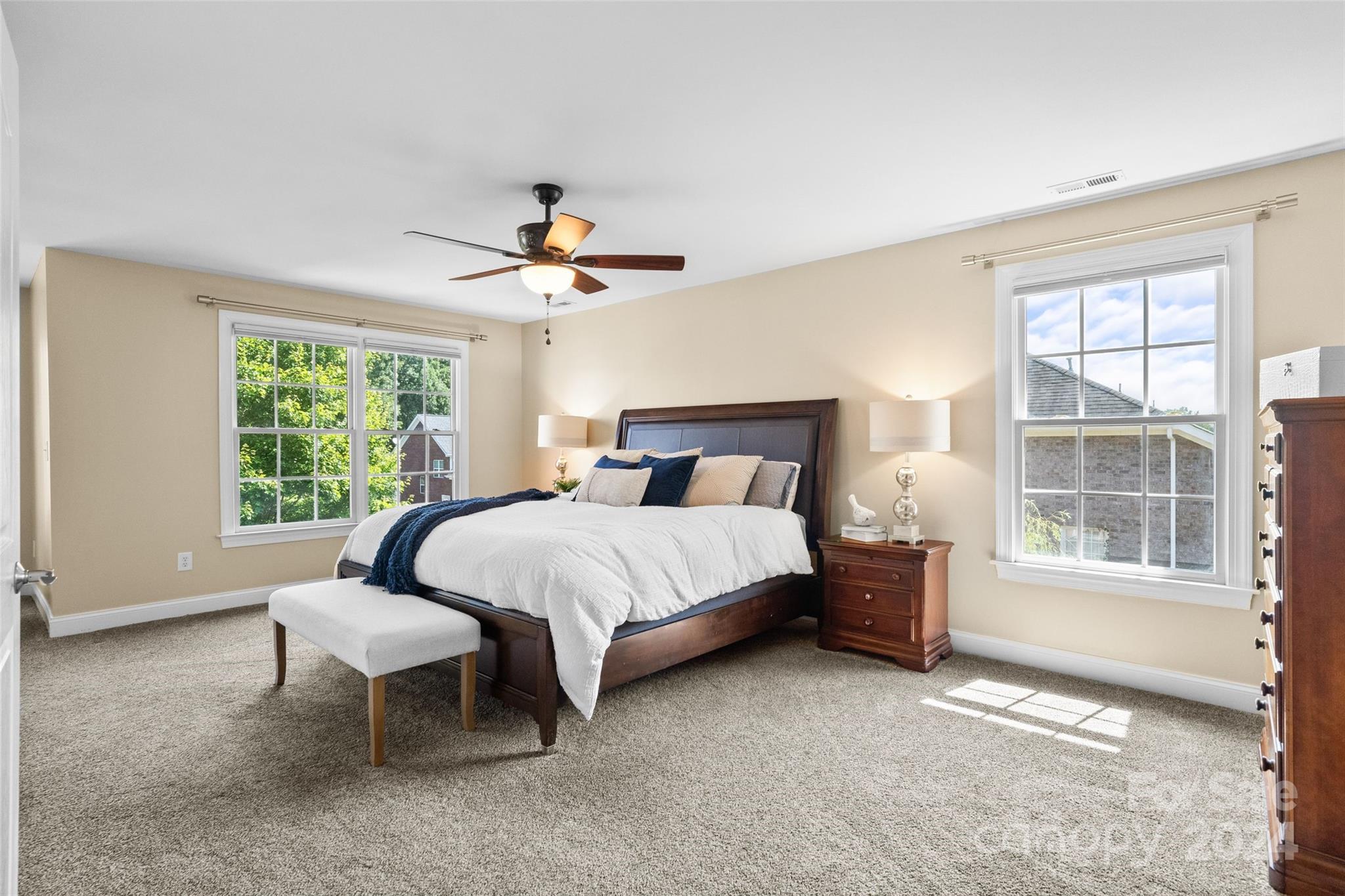 Lake Forest Preserve - Residential