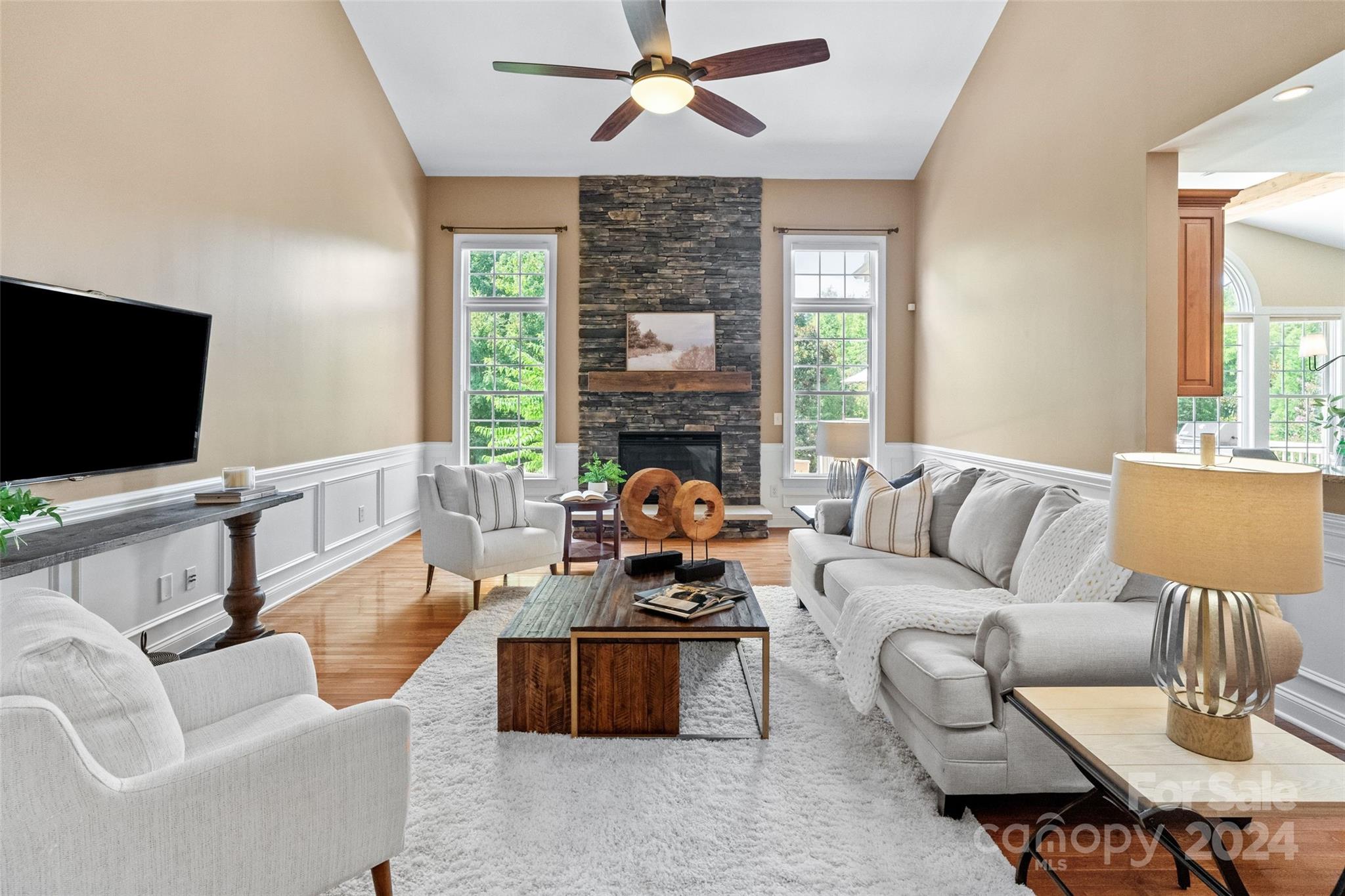 Lake Forest Preserve - Residential