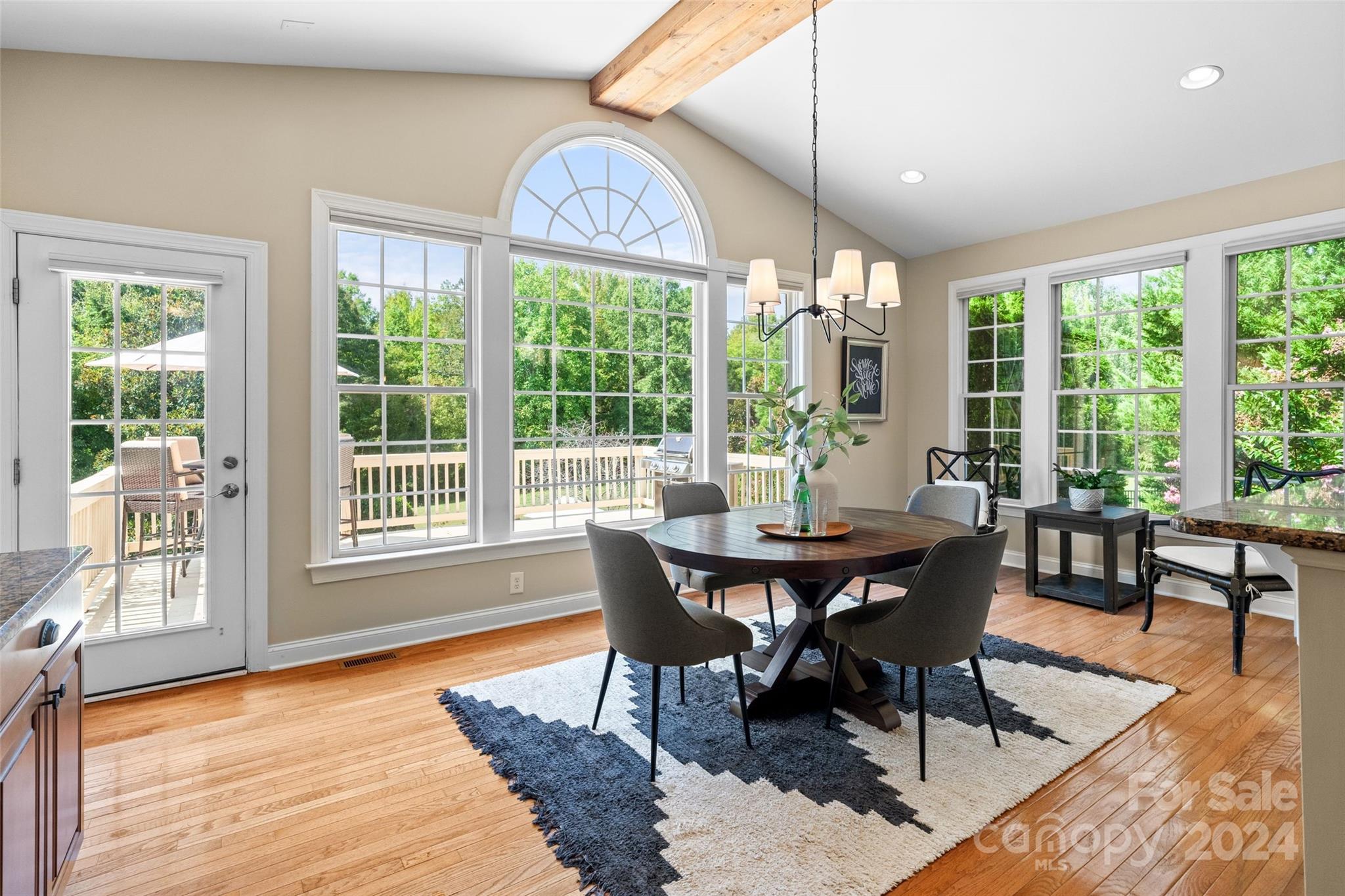 Lake Forest Preserve - Residential