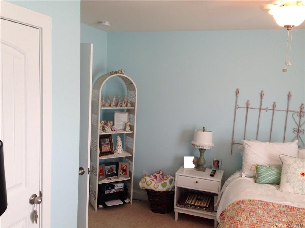 Summers Walk - Residential