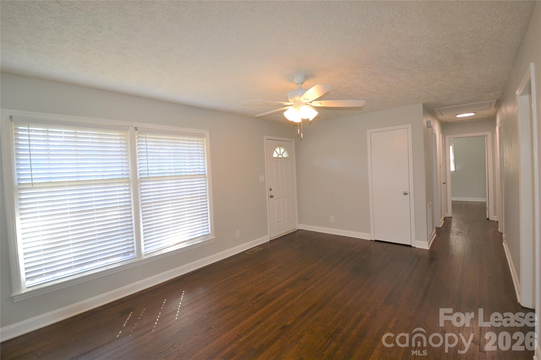 3844 Crestridge Drive