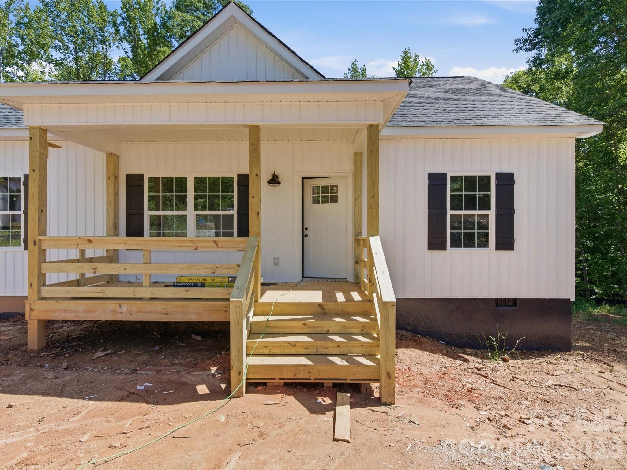 1222 Woodpecker Drive