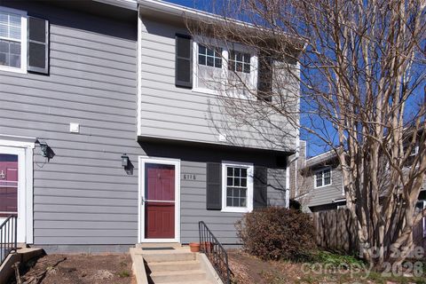 Photo of 6116 Heath Ridge Court #H, Charlotte, NC 28210 (MLS # 4342490)