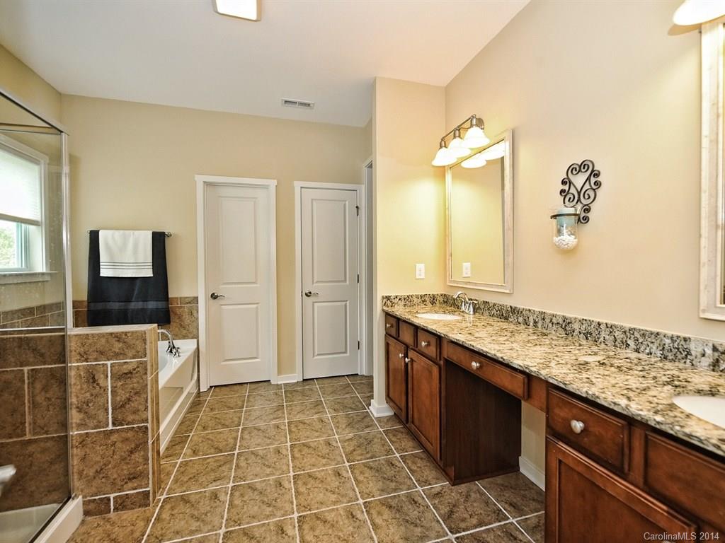 Tega Cay - Residential