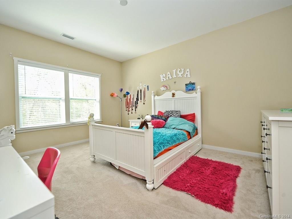 Tega Cay - Residential