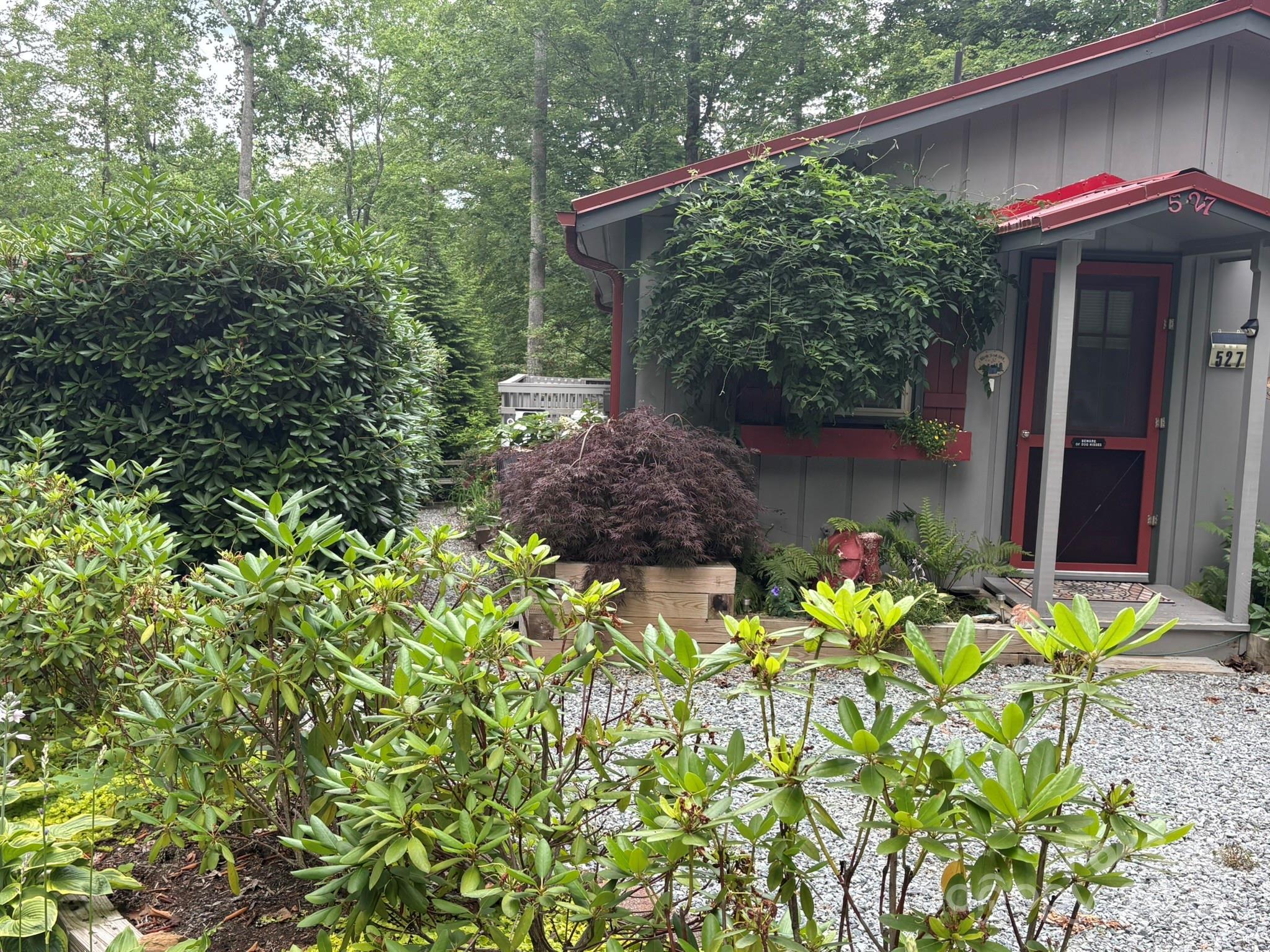 527 Windridge Road