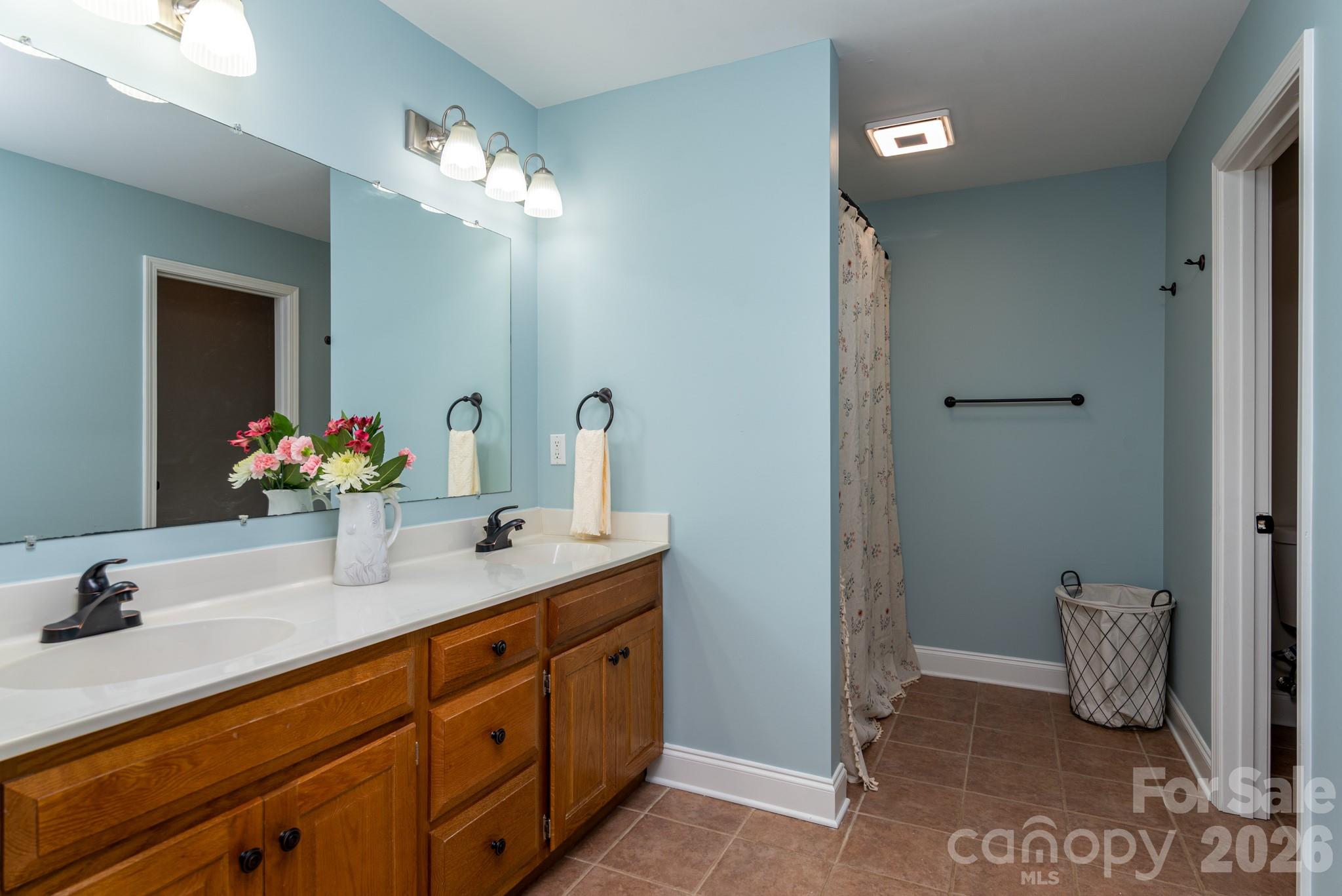 Woodland Oaks - Residential