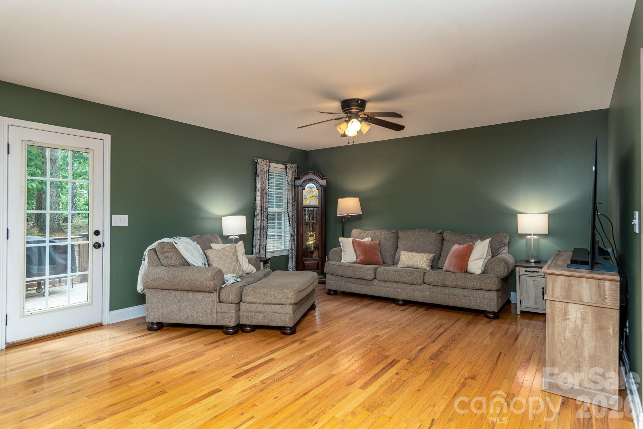 Woodland Oaks - Residential