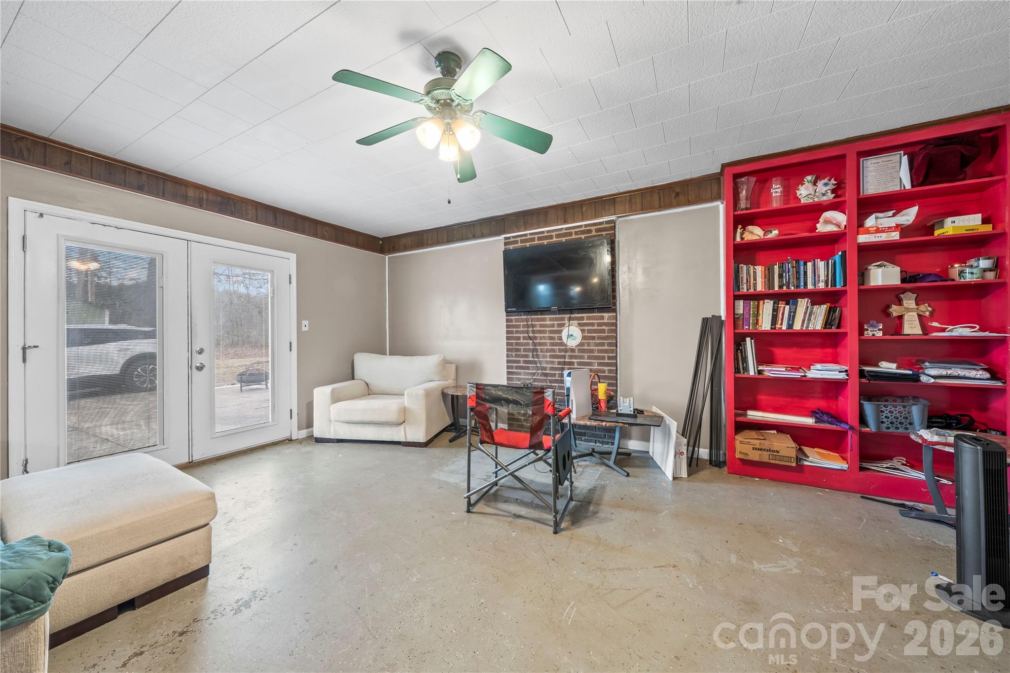 Gabriels Pinewood Acres - Residential