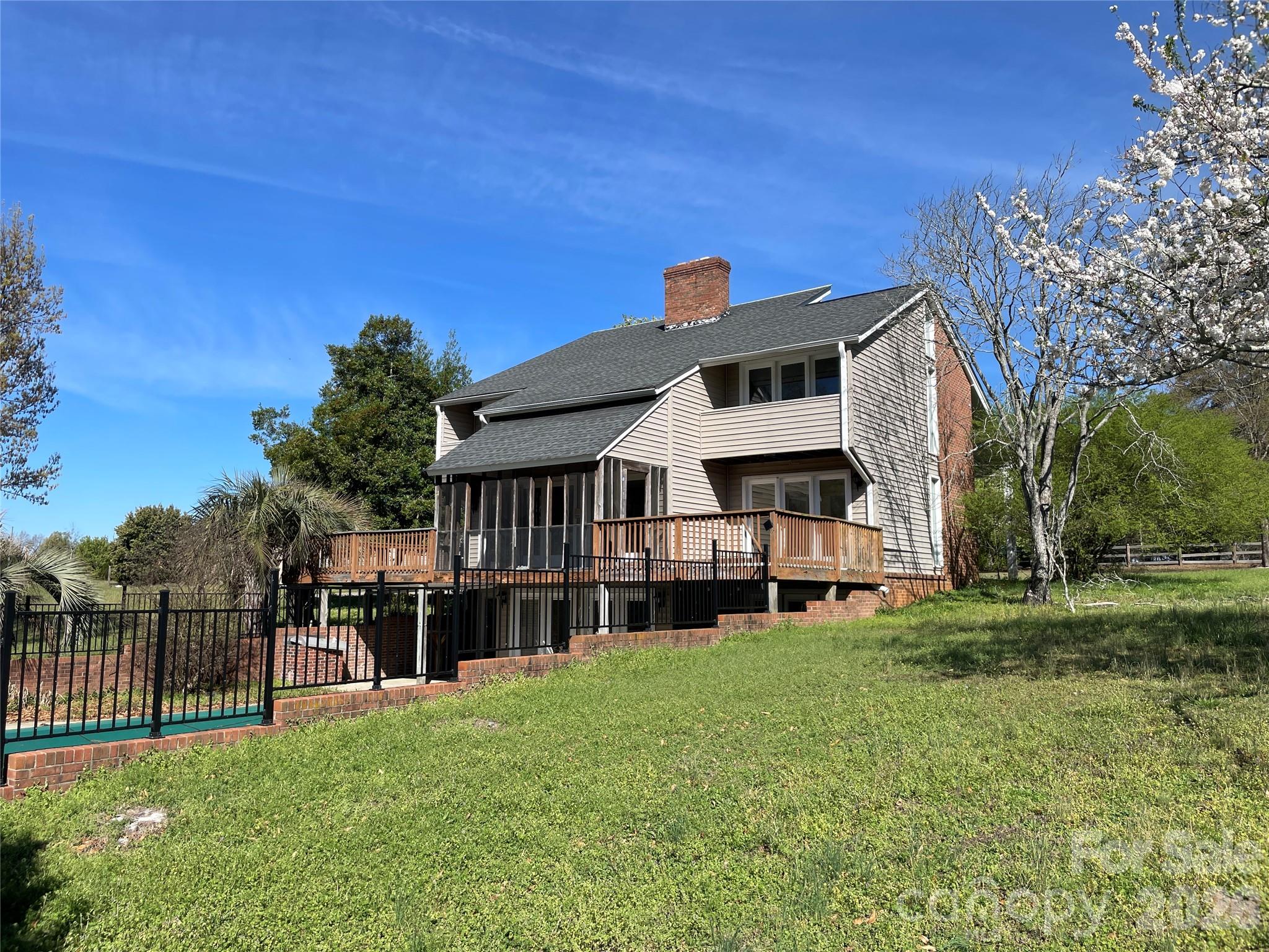 6174 Center Grove Road