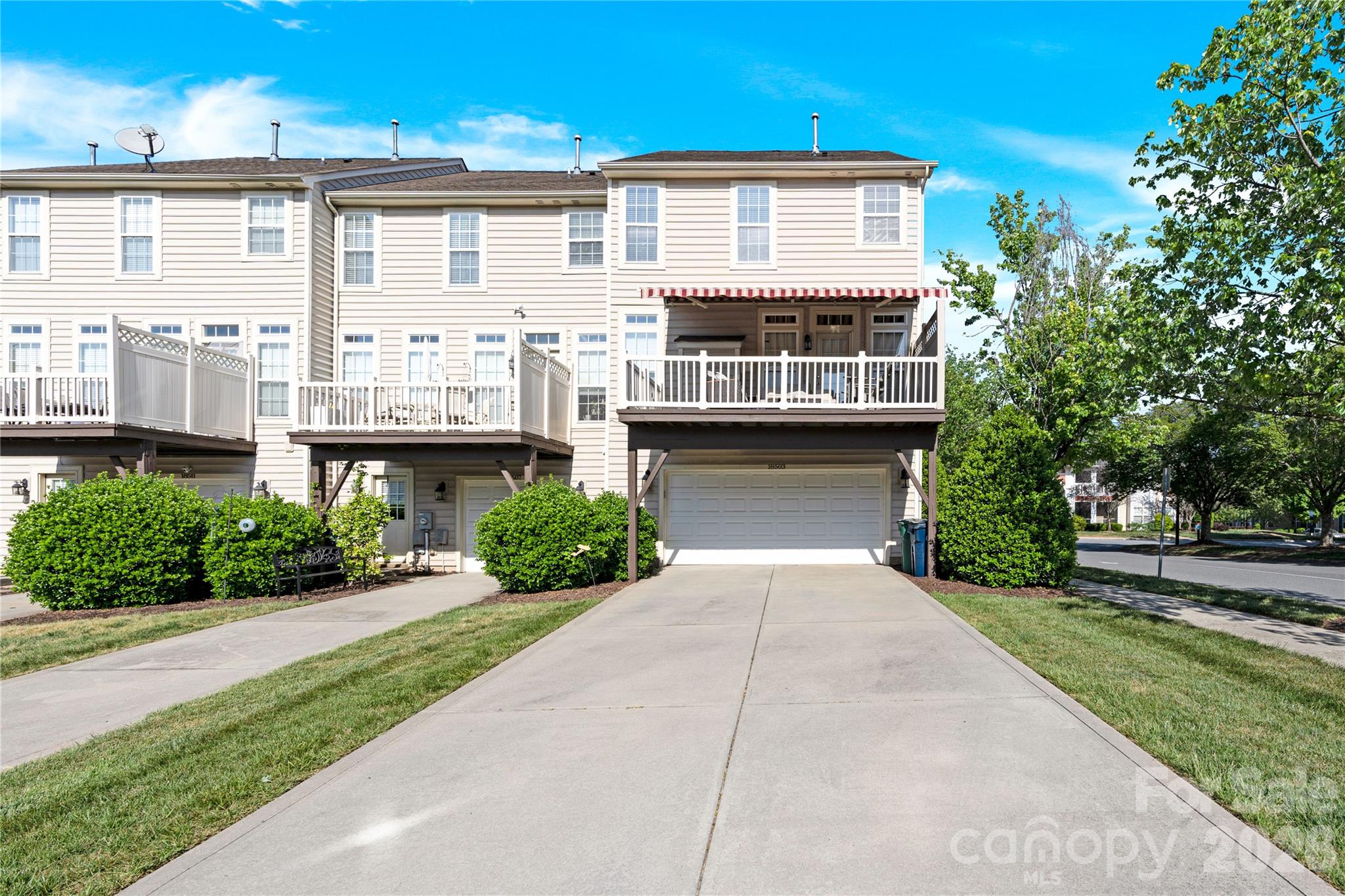 Harborside Townhomes - Residential