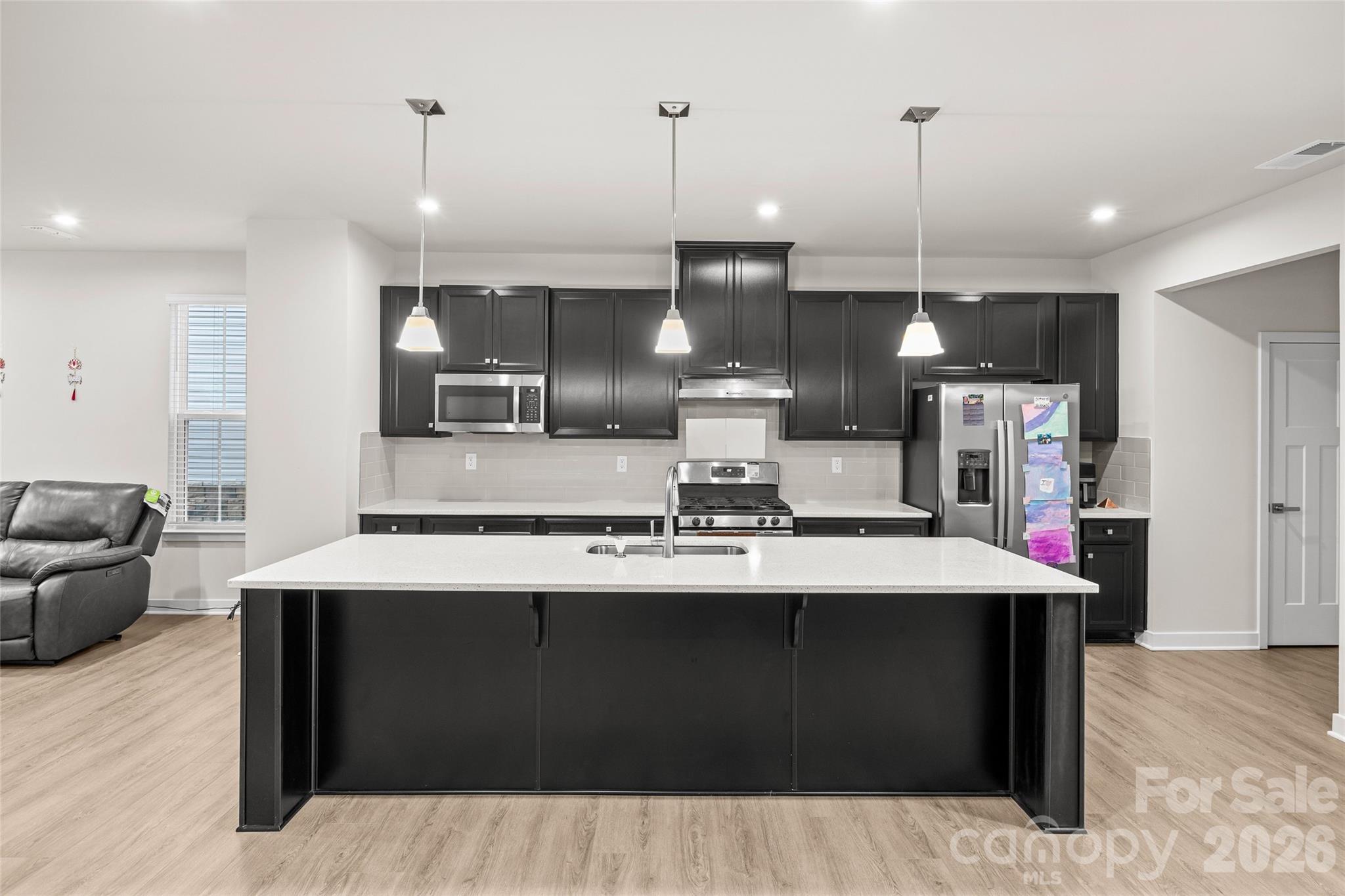 9921 Oaklawn Boulevard NW