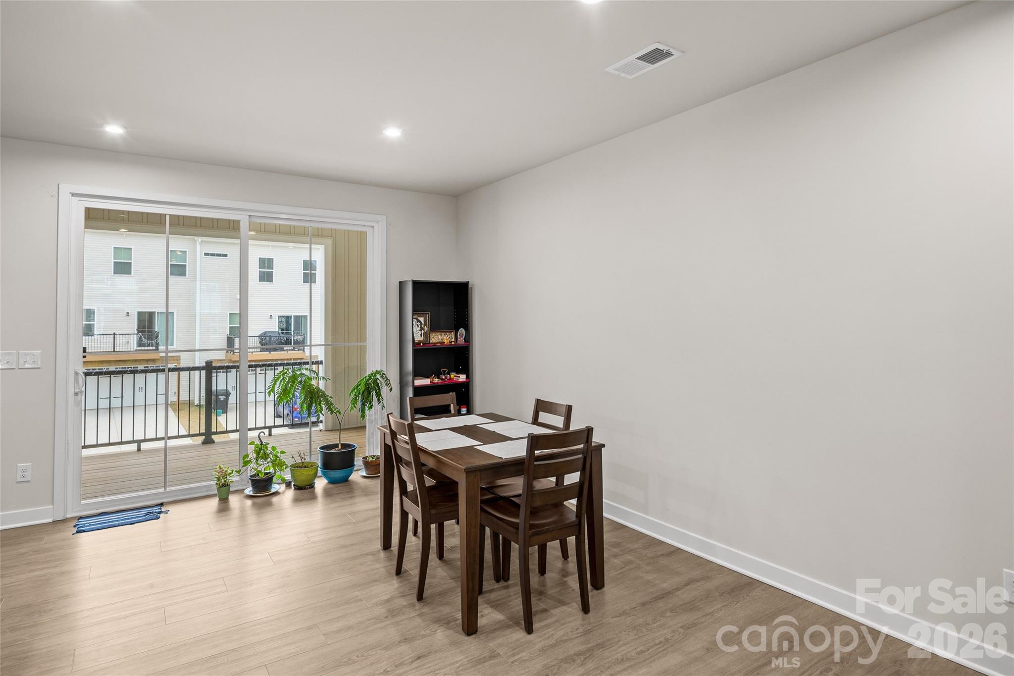 Oaklawn - Residential