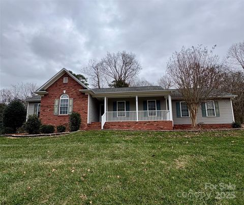 Photo of 125 Fritzvon Drive, Mount Pleasant, NC 28124 (MLS # 4330460)