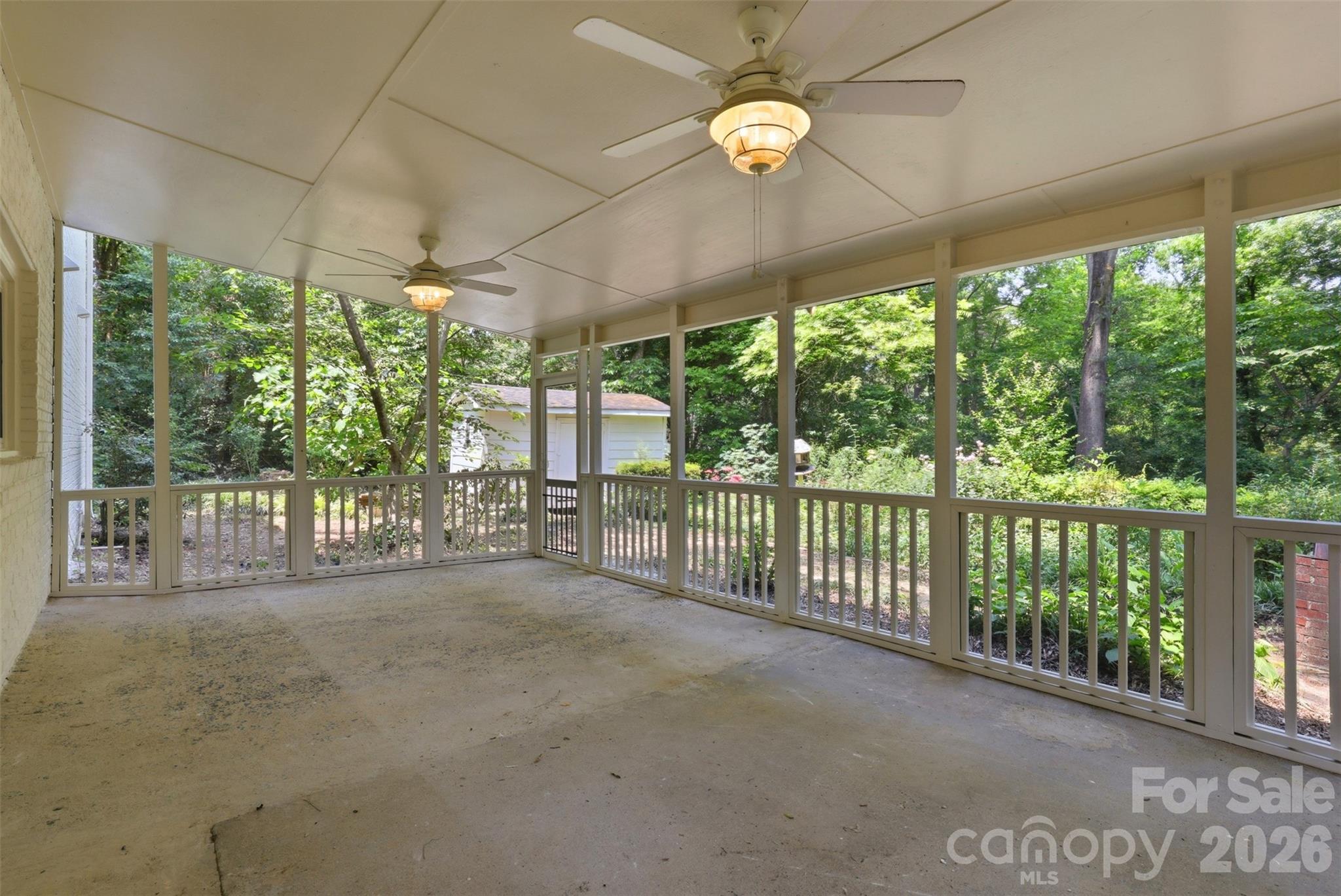Country Club Estates - Residential