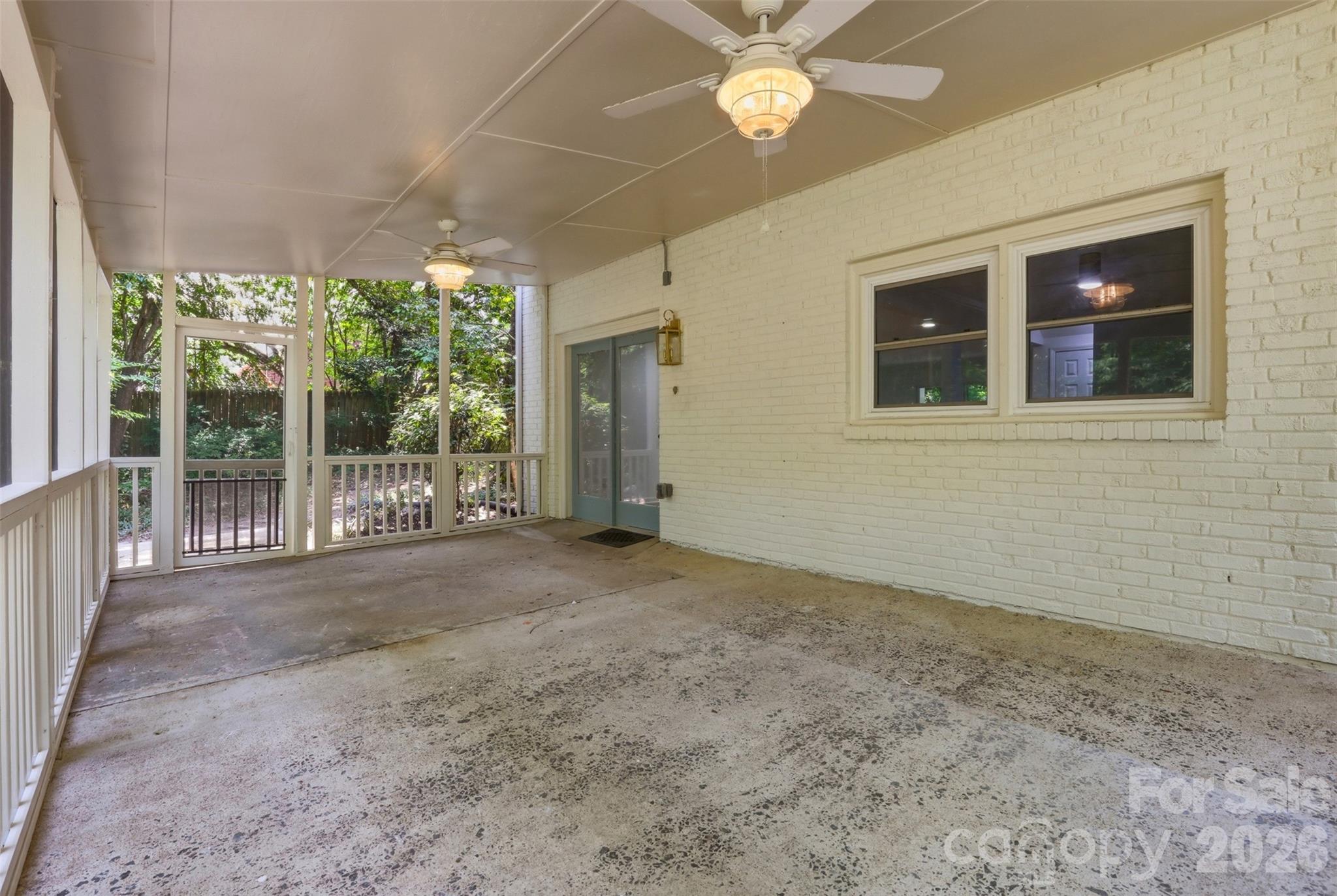 Country Club Estates - Residential
