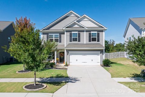 Photo of 13018 Aberdeen Park Drive, Huntersville, NC 28078 (MLS # 4309040)
