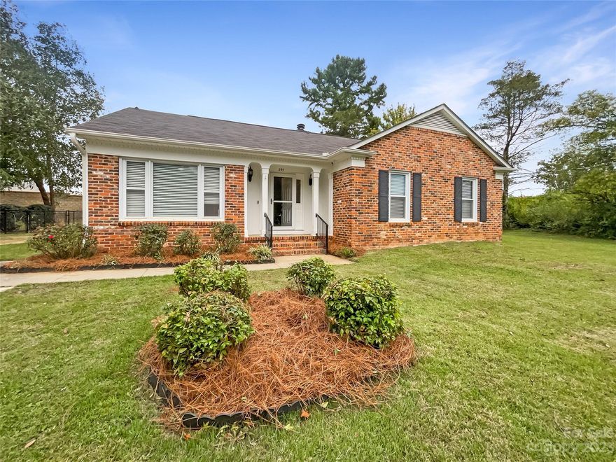 Nice 3 bedroom, 2 bath home with brick front home in Rock Hill! This home features low-maintenance flooring, vaulted ceilings, wood buring fireplace in the family room, and options for dining in the breakfast nook or the dining room. Private level backyard, fenced and a shed for your storage. Convenient to shopping and restaurants. Come see this today!