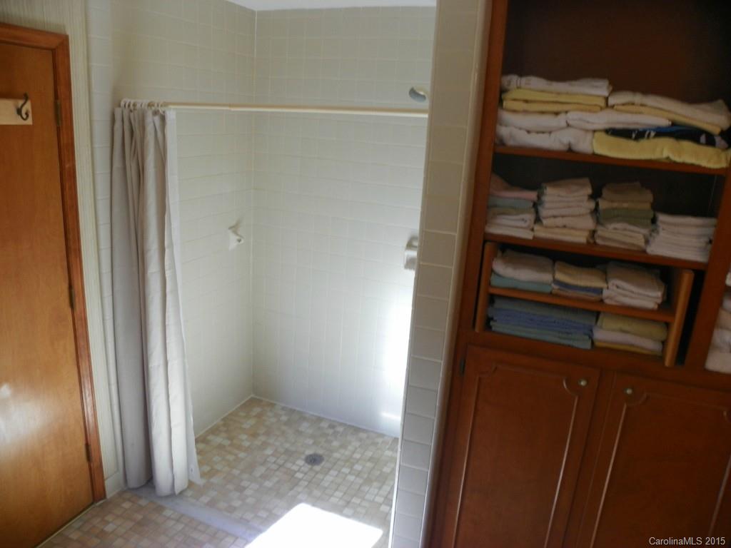 Hickory Acres - Residential