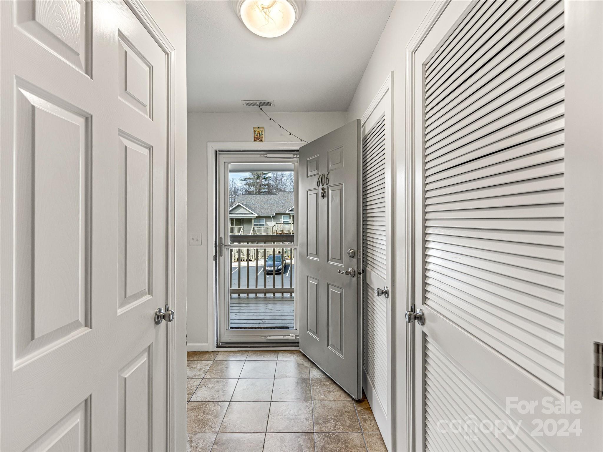 Carlyle Condominiums - Residential