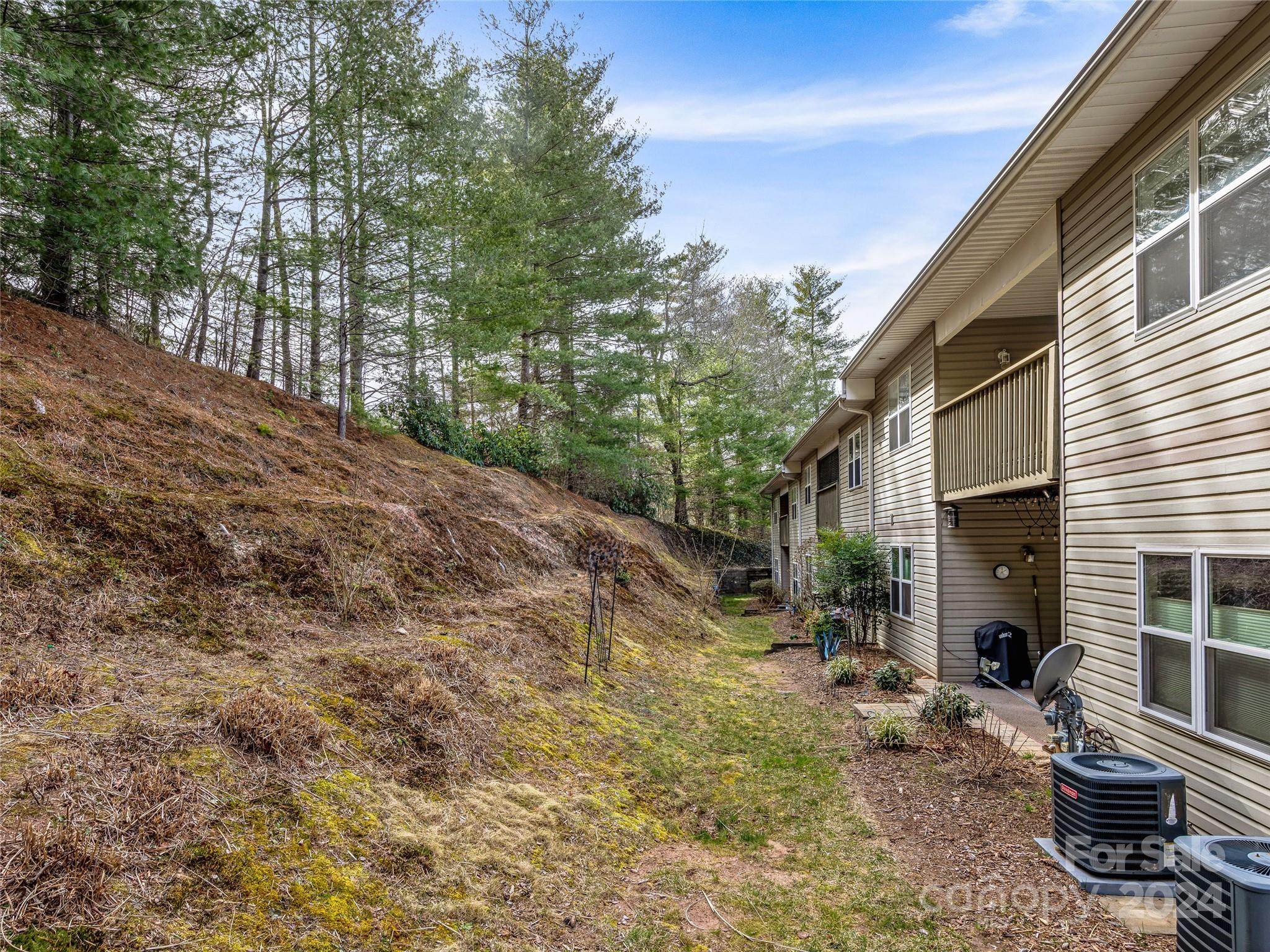 Carlyle Condominiums - Residential