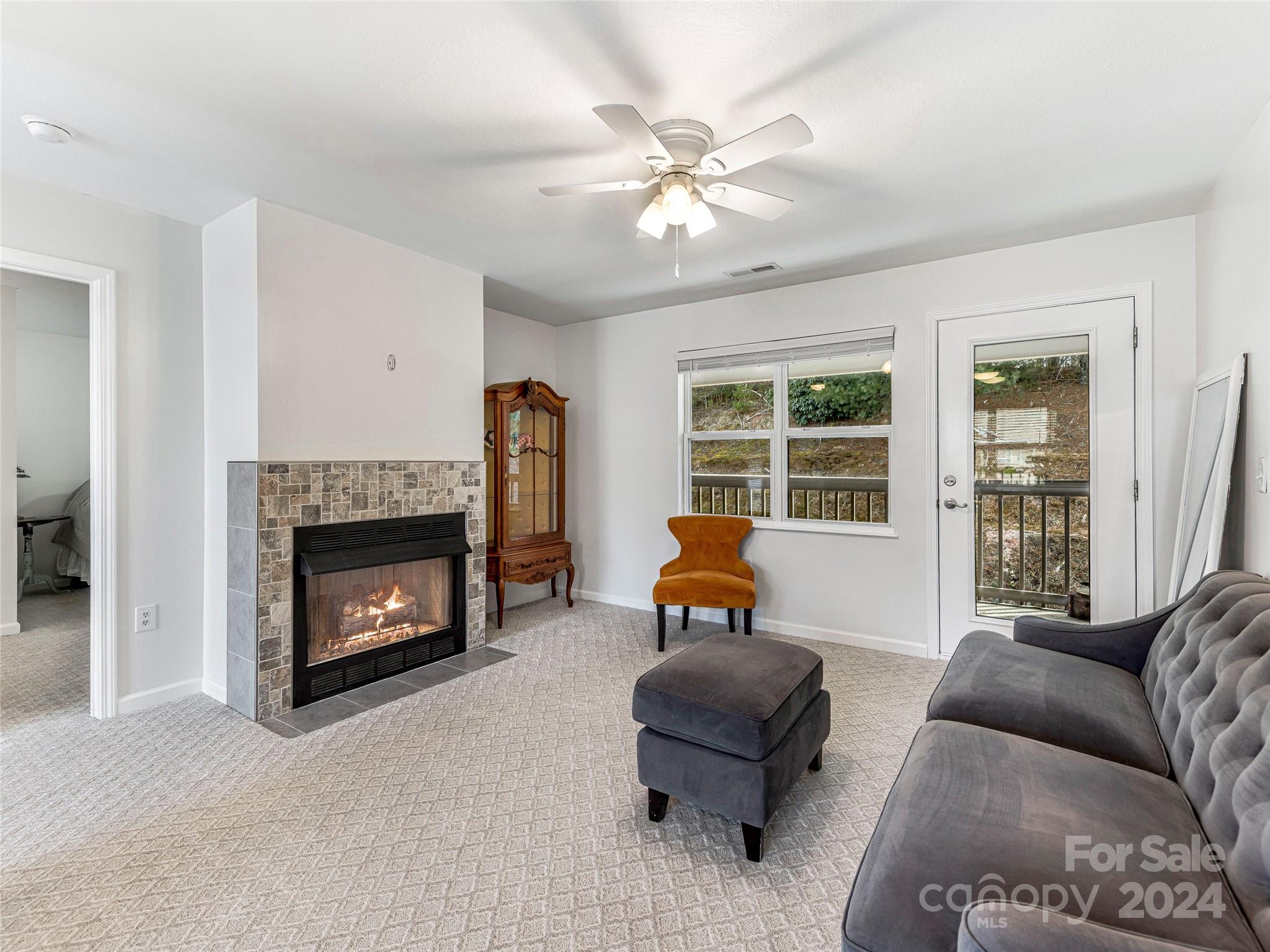 Carlyle Condominiums - Residential