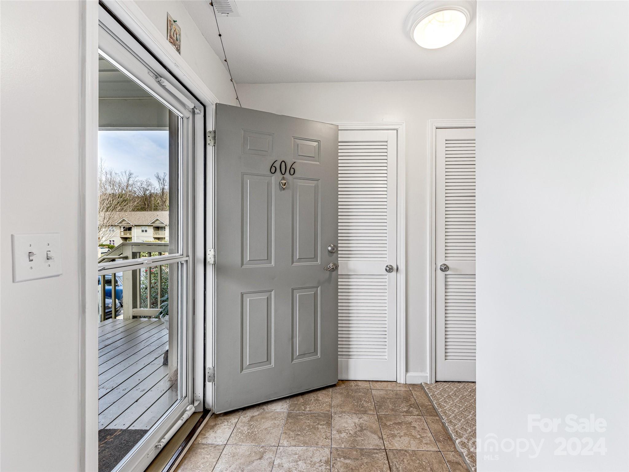 Carlyle Condominiums - Residential